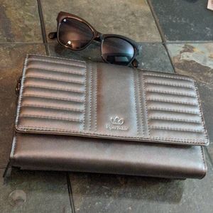 🆕 Piper Noble Isla Crossbody- Metal